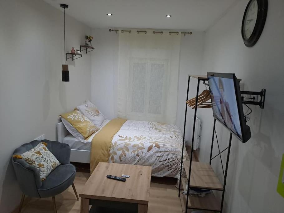 Sweet / Circuit 24H / Moto Gp / Antares / Oasis - Centre Des Expositions / Boulerie Jump Apartman Le Mans Kültér fotó