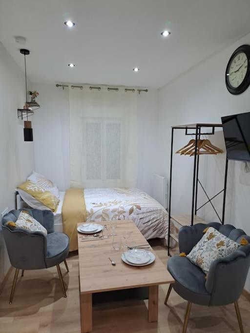 Sweet / Circuit 24H / Moto Gp / Antares / Oasis - Centre Des Expositions / Boulerie Jump Apartman Le Mans Kültér fotó