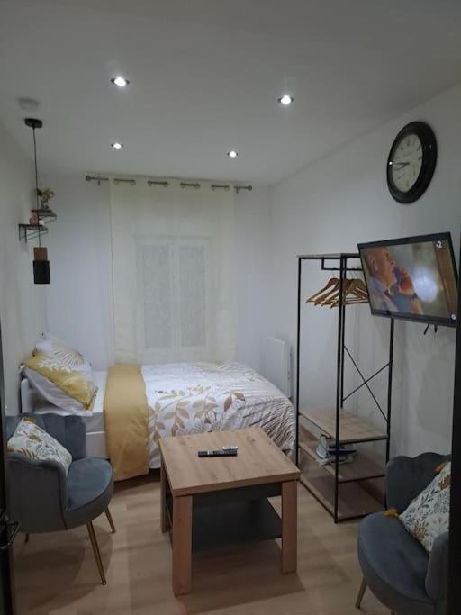 Sweet / Circuit 24H / Moto Gp / Antares / Oasis - Centre Des Expositions / Boulerie Jump Apartman Le Mans Kültér fotó